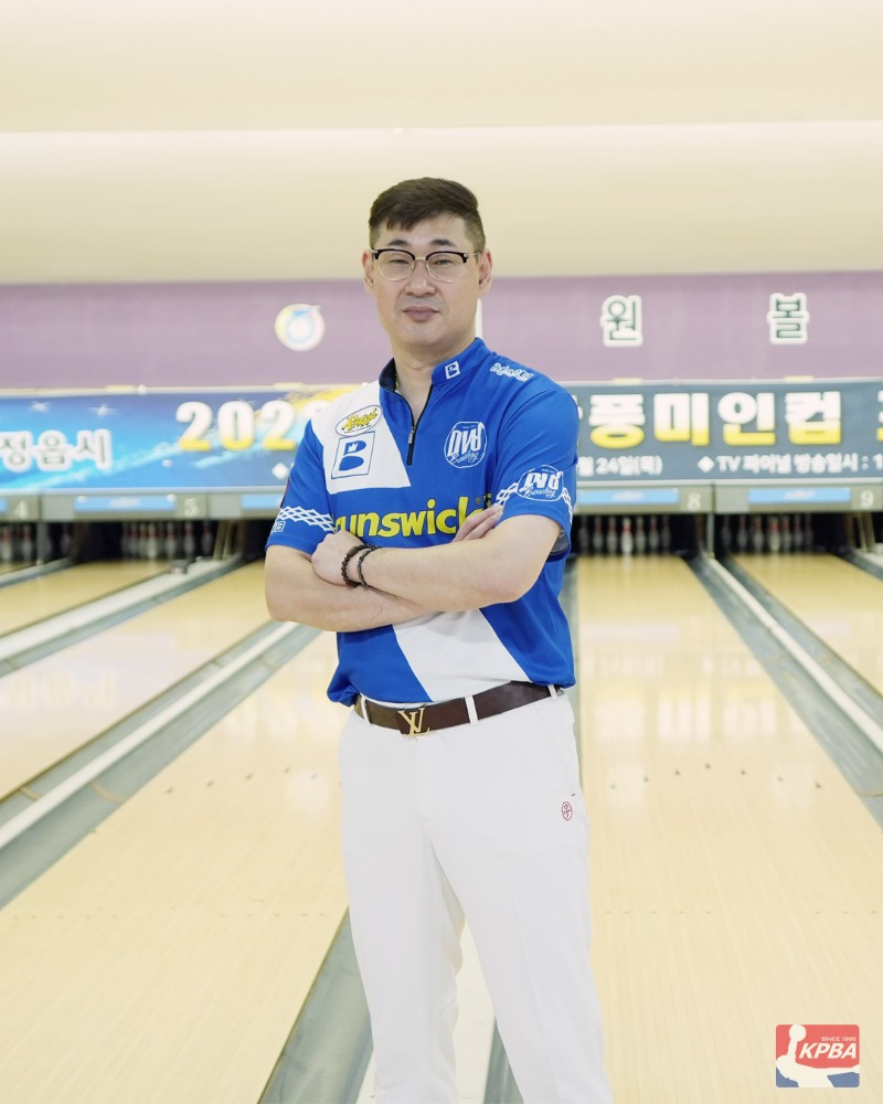 이명훈.jpg